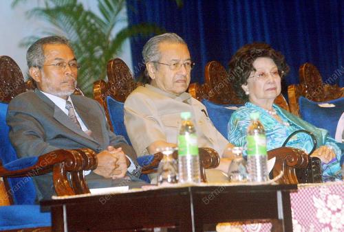TUN DR MAHATHIR MOHAMAD