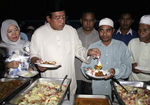 MAHDZIR KHALID