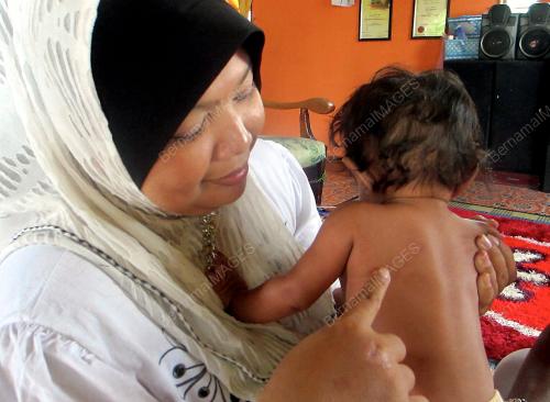 KD04_26022013_BAYI_JANTUNG