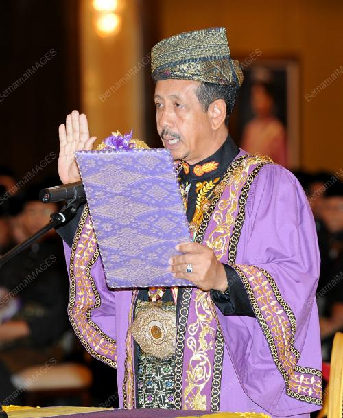 MAT NOH AHMAD