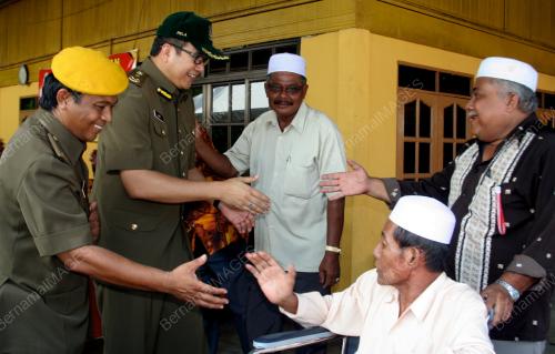 DATUK LAT SHARIMAN ABDULLAH