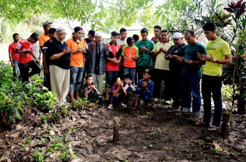 KD04_28122014_WARISAN_KELUARGA