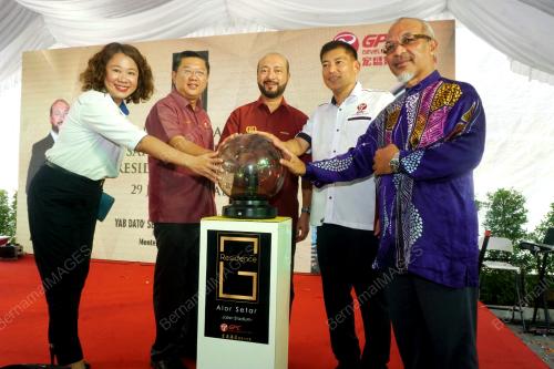 KD04_29062019_MUKHRIZ