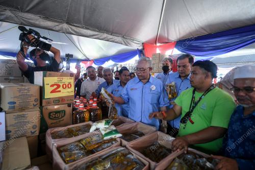 TAN SRI NOH OMAR