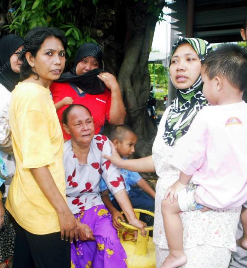 ZAWIYAH AWANG