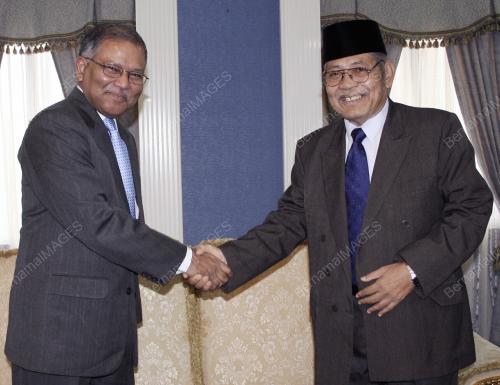 AZIZAN ABDUL RAZAK
