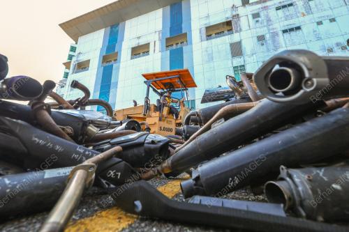 LUPUS AKSESORI MOTOSIKAL