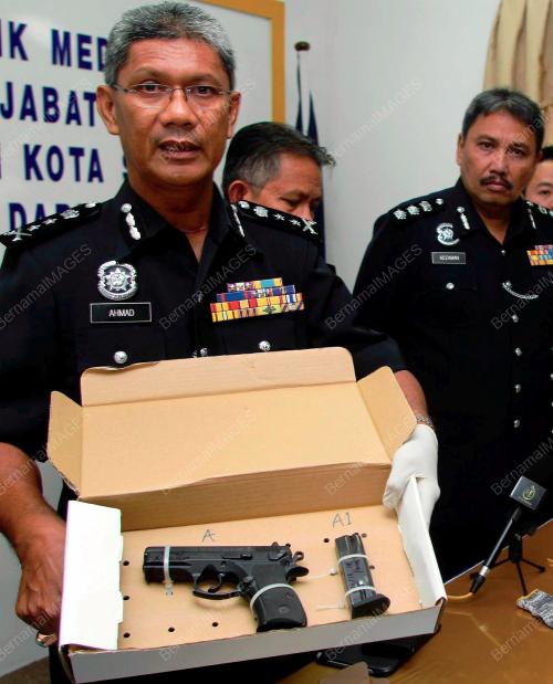 KD05_01082013_POLIS_PISTOL