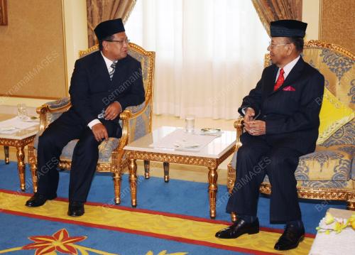 SULTAN ABDUL HALIM MUADZAM SHAH