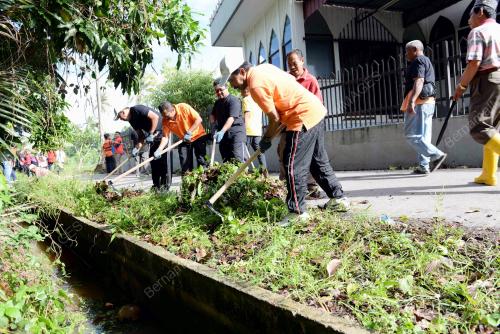 KD05_03062016_GOTONG_ROYONG