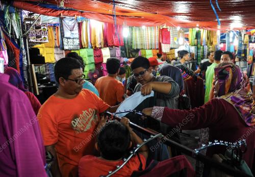 KD05_03072015_BAZAAR