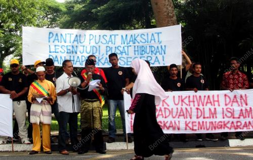 KD05_04062012_PEKIDA_DEMO