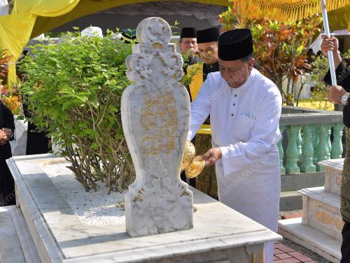 KD05_05102018_MAKAM