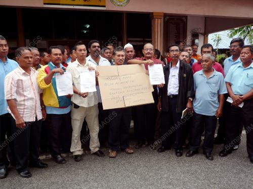 PEKERJA RENDAH AWAM