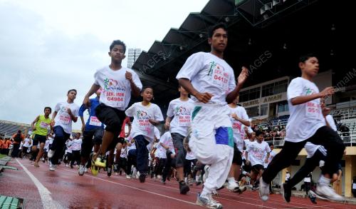 KD05_07072012_LARIAN_SIHAT