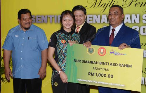 DATUK SERI MUHAMMAD SANUSI MD NOR