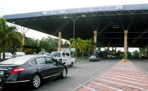 KOMPLEKS BUKIT KAYU HITAM