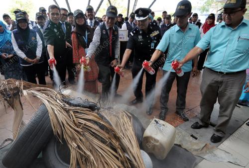 KD05_11042016_OPERASI_AEDES0