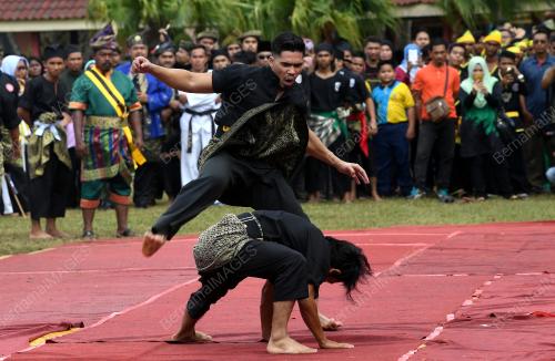 KD05_12032019_SENI_BN201903113035
