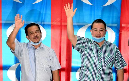 ADUN KELUAR PARTI