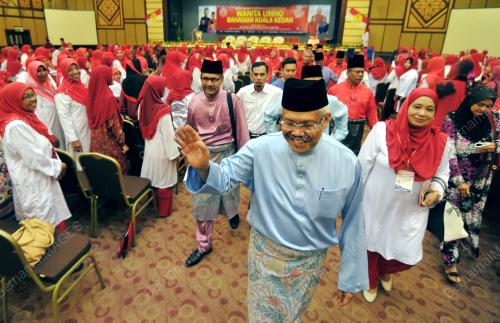 KD05_12082016_HAMZAH_UMNO
