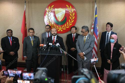 DATUK SERI MUKHRIZ TUN MAHATHIR