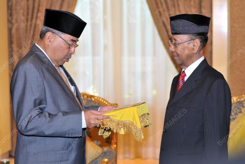 KD05_14052014_AGONG_ZAKAT