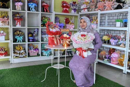 USAHAWAN PEDi