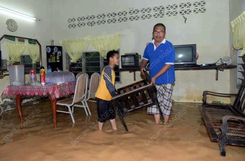 KD05_15112017_BANJIR