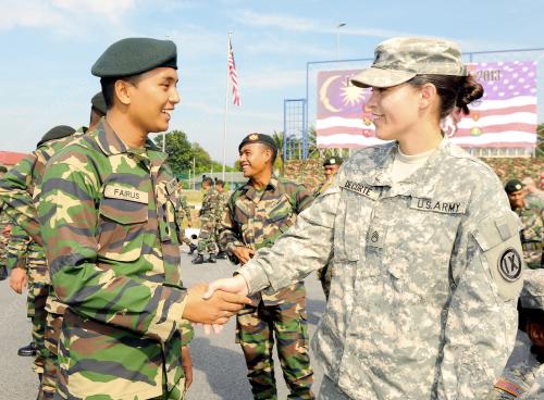 KD05_17092013_KERIS_STRIKE