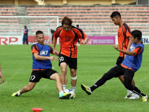 KD05_17102014_BOLA_LATIHAN