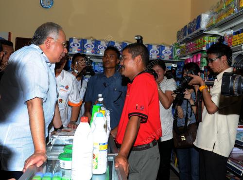 DATUK SERI NAJIB TUN RAZAK