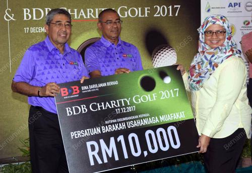 KD05_17122017_GOLF