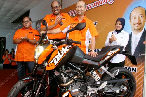 KD05_18012013_MUKHRIZ_KTM