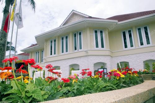 THE REGENCY JERAI HILL RESORT