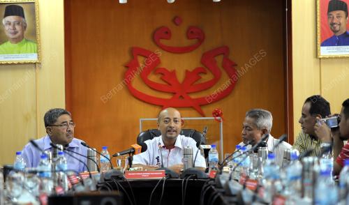 KD05_18102013_UMNO