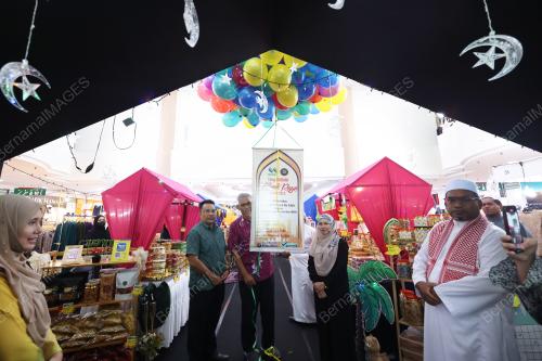 DATUK DR ISMAIL SALLEH