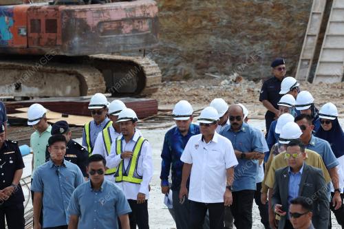 DATUK SERI SAIFUDDIN NASUTION