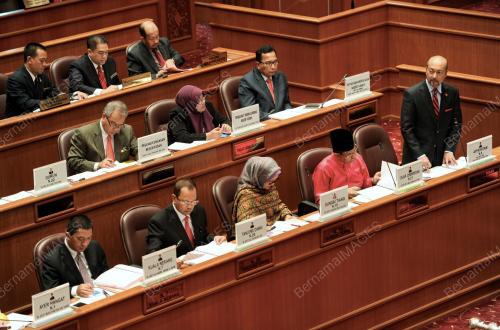 KD05_20082015_SIDANG