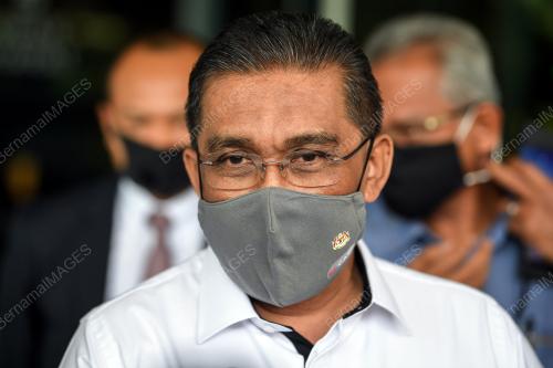 DATUK TAKIYUDDIN HASSAN