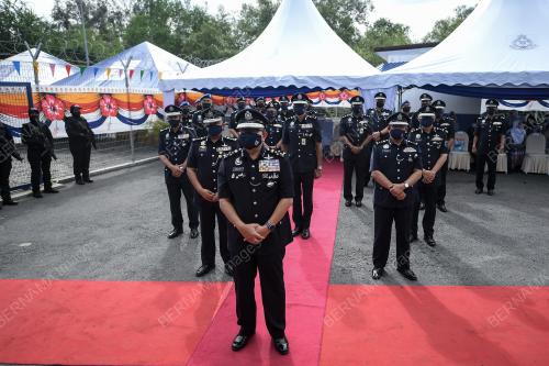 DATUK SERI MAZLAN LAZIM