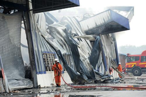 KILANG TERBAKAR
