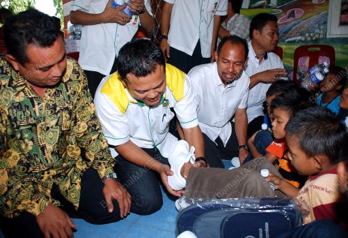 BELIA 4B JOHOR SUMBANG PERALATAN SEKOLAH