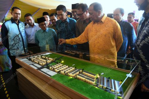 KD05_21112018_SULTAN_KEDAH-RUMAH_BN201811194078