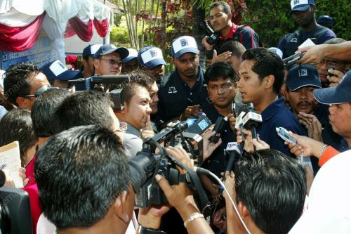 KHAIRY JAMALUDDIN
