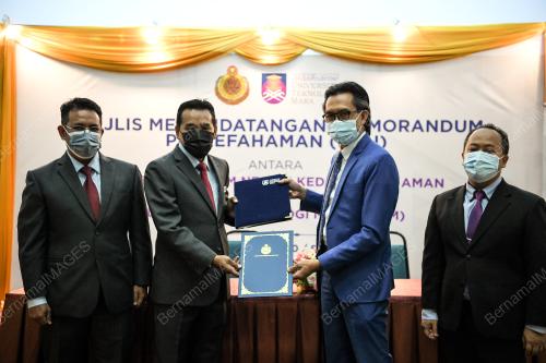 SUHAIDI SHUKRI