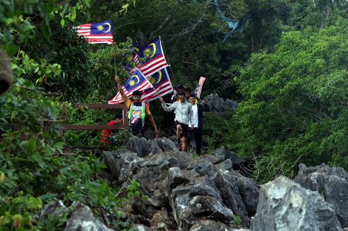 BULAN KEBANGSAAN DAN KIBAR JALUR GEMILANG 2023