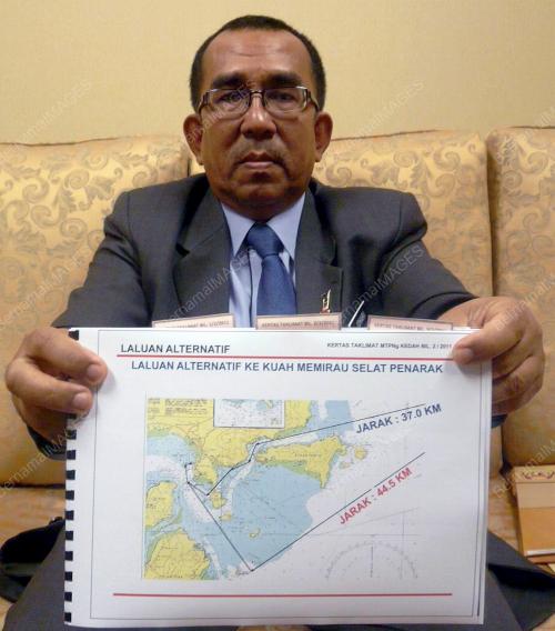 DATUK MOHD JOHARI BAHARUM