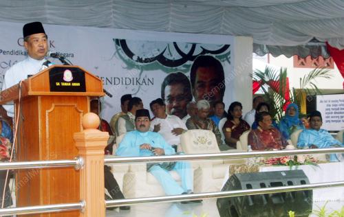MUHYIDDIN YASSIN