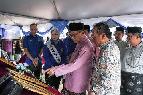 DATUK SERI SAIFUDDIN NASUTION ISMAIL